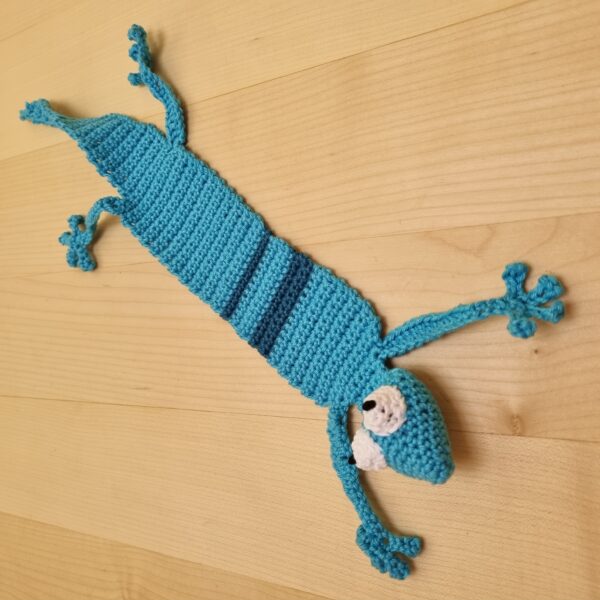 gehäkelte Buchzeichen /  Lesegecko